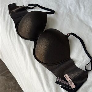 Victoria's Secret Bra Black w Rose Gold Metallic 38DDD